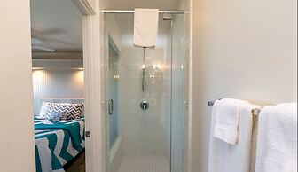 Sea View Inn at the Beach