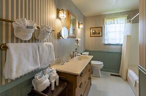 White Springs Manor a Belhurst Property