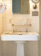 White Springs Manor a Belhurst Property