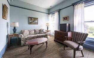 White Springs Manor a Belhurst Property