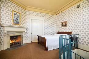 White Springs Manor a Belhurst Property