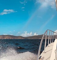 White Bay Villas and Beach Club