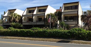 Bird's Nest Beach Townhomes