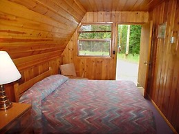 Pahaska Tepee Resort