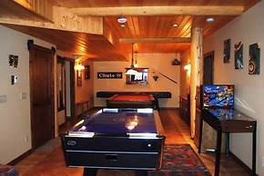Kowal Ski Cabin by Apex Accommodations