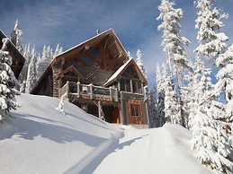 Kowal Ski Cabin by Apex Accommodations