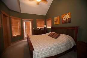 Snow Ridge by Apex Accommodations