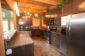 Snow Ridge by Apex Accommodations