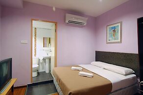 Aristo Hotel