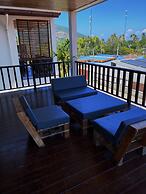 The Reef Hotel & Studios