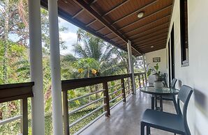 Baan Rawee Apartments