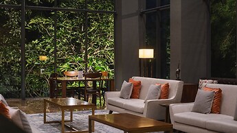 Veranda Hotel at Pakubuwono