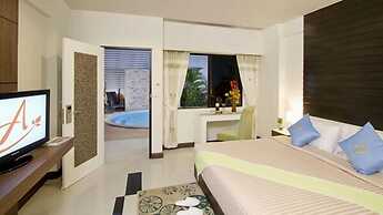 Ayara Grand Palace Hotel