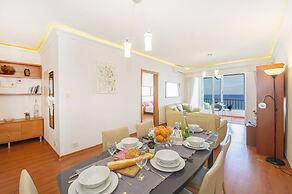 Spinola Bay Apartment by Getaways Malta