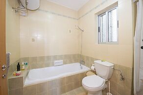 Spinola Bay Apartment by Getaways Malta