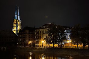 WenderEDU Business Center