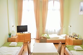 WenderEDU Business Center