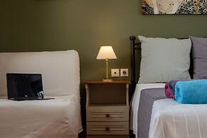 Koxyli Village Studios & Apartments