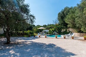 Koxyli Village Studios & Apartments