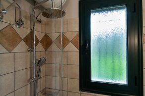 Koxyli Village Studios & Apartments