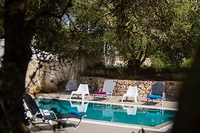 Koxyli Village Studios & Apartments