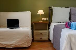 Koxyli Village Studios & Apartments