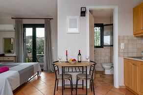 Koxyli Village Studios & Apartments