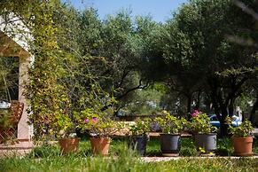 Koxyli Village Studios & Apartments