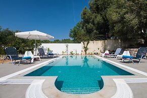 Koxyli Village Studios & Apartments