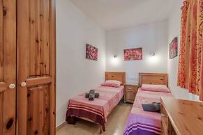 Harbour Lights Apartments by Getaways Malta