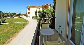 Monachus Monachus Apartments