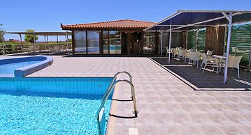 Monachus Monachus Apartments