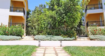 Monachus Monachus Apartments