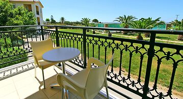 Monachus Monachus Apartments