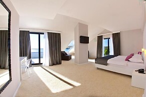 Boutique Hotel Life