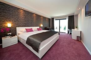 Boutique Hotel Life