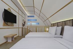 Jambuluwuk Oceano Resort Gili Trawangan