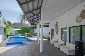 Jambuluwuk Oceano Resort Gili Trawangan