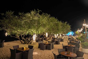 Jambuluwuk Oceano Resort Gili Trawangan