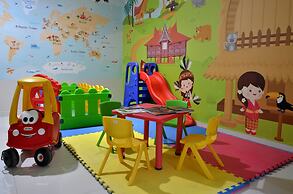 Jambuluwuk Oceano Resort Gili Trawangan