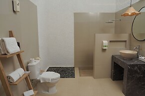 Jambuluwuk Oceano Resort Gili Trawangan