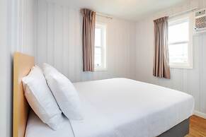 Marguerite Motel