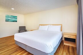 Marguerite Motel