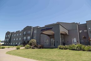 Howard Johnson by Wyndham Funes