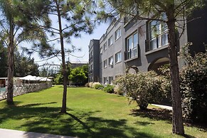 Howard Johnson by Wyndham Funes