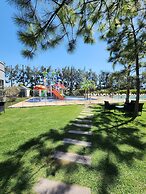 Howard Johnson by Wyndham Funes