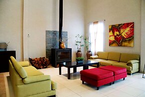 Howard Johnson by Wyndham Funes