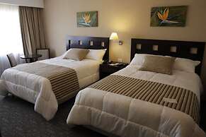 Howard Johnson by Wyndham Funes