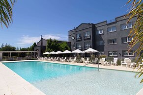 Howard Johnson by Wyndham Funes