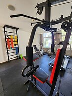 Howard Johnson by Wyndham Funes